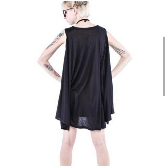 2/$35 or 3/$50 NWOT I Heart Maxi Two Way Cape Top - Picture 3 of 3